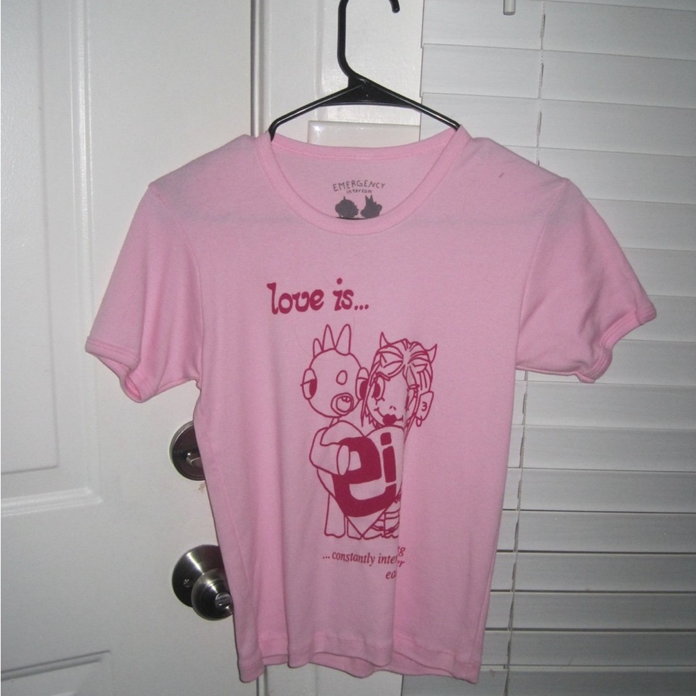 Pink Graphic Crop Top